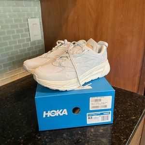 HOKA CLIFTON L SUEDE - COUNTRY AIR/BIT OF BLUE Size 9.5